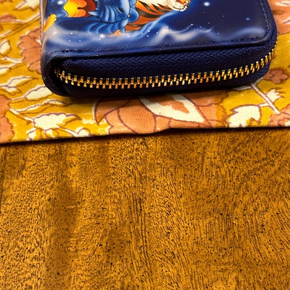 LOUNGEFLY DISNEY ALADDIN 30TH ANNIVERSARY ZIP AROUND WALLET - Picture 7 of 15